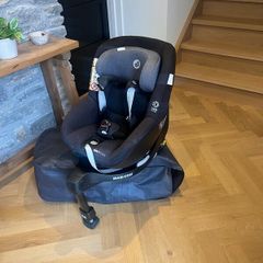 Child car seat iso fix maxi cosi