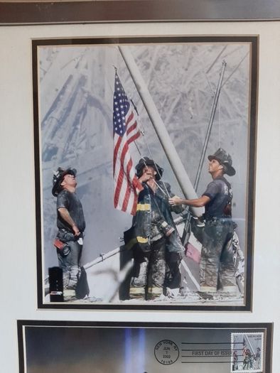 Memorabilia - 9/11 fire fighters print