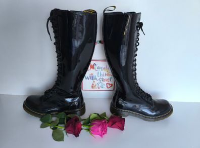 Dr Martens 1b60 20 eye high knee tall patent black boots UK4 EU37 US6
