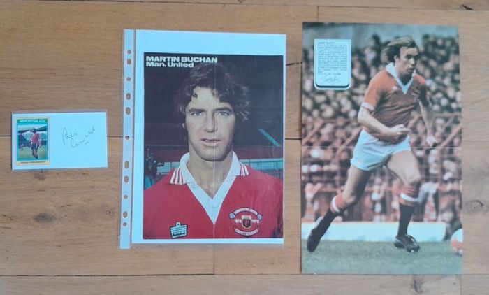 Manchester United Autographs - 1977 FA Cup Winners