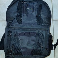 Delta dslr camera/ laptop backpak