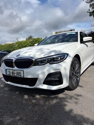 BMW 3-series 330e M-sport Auto