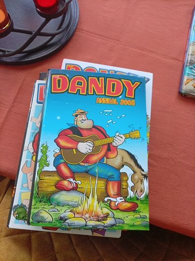 Dandy & Beano Annuals