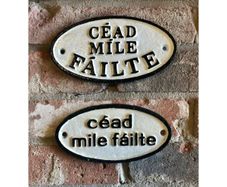 Cead Mile Failte  Oval  Small  HS48