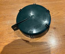 Oil tank lid