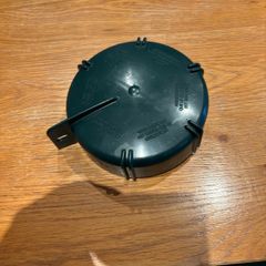 Oil tank lid