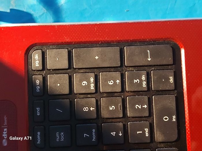 HP Pavillion, Red, 4GB Ram, 700GB HDD, Windows 8 Pro, AMD A4-5000 APU with Radeon HD Graphis 1.5GHz, Chrome and VLC for best movie ecperience