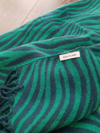 River Island scarf