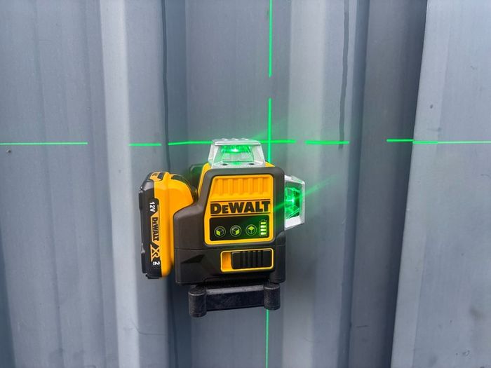 dewalt 360 green line lazer