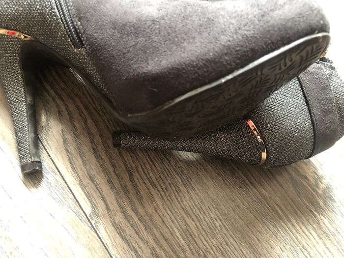 High ankle boots