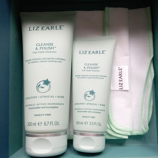 Liz Earle Cleanse & Polish 200ml + 100ml + cloths