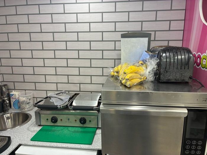 Complete Ice Cream/ Smoothie Bar 4250.00