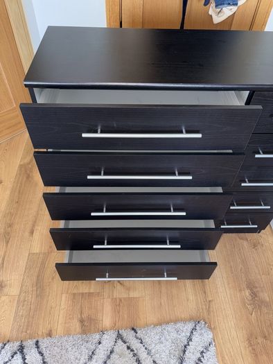 Black Chest of Drawers & Lockers
