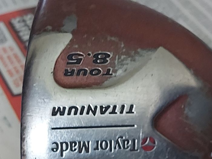 Taylor Made Titanium Bubble Shaft S-90 Plus Driver Golf Club, in very good condition