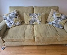 2 seater couch 188cm x 112cm