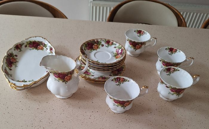 Royal Albert Old Country Rose