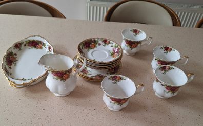Royal Albert Old Country Rose