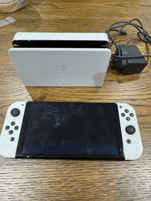 Nintendo Switch 1 OLED