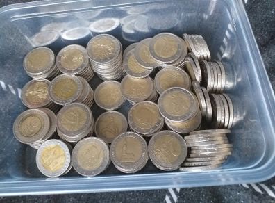 Collection of 2 Euro coins (194 coins)
