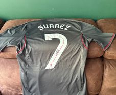 Luis Suarez signed Liverpool away jersey