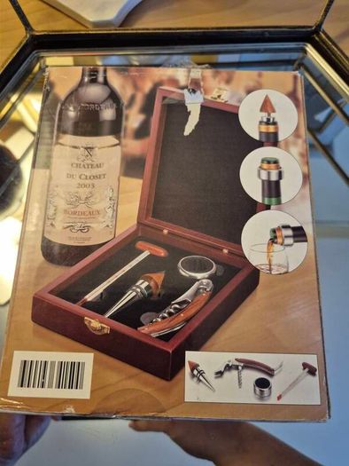 4 piece Wine Sommelier Set in Presentation Box, New, AV