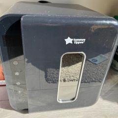 Tommee tippee