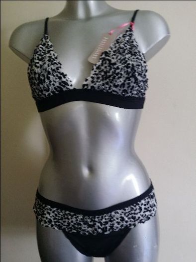 BNWT Lingerie set Secret Possessions UK14/16 EUR42/44 CupC Postage included