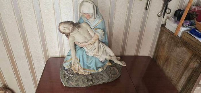 Statue of Mary with Jesus