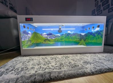 Vivarium with Light and Temperautre control