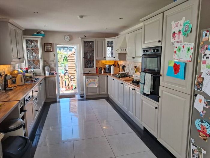 solid wood kitchen for sale