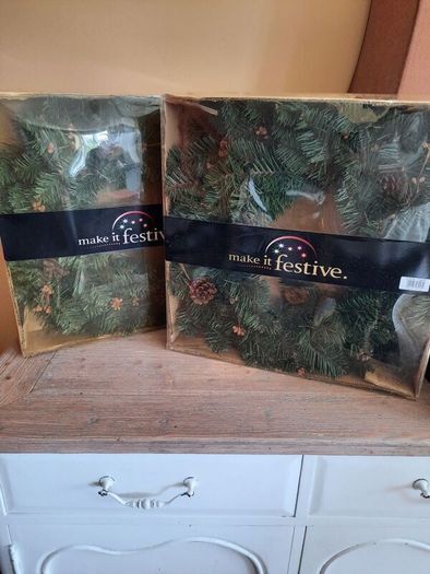 45cm Large Christmas Wreath - New (2 available)