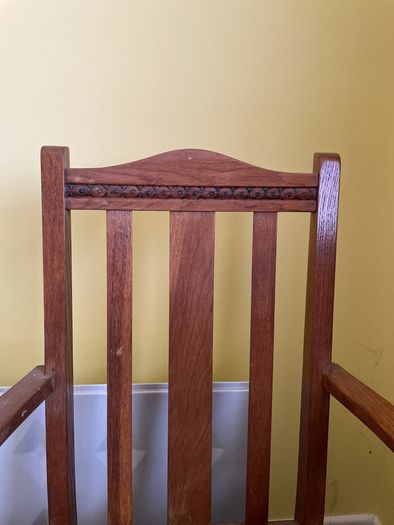 Chair Carver style
