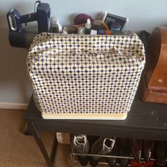 Electric 70s Bernina sewing machine prestine