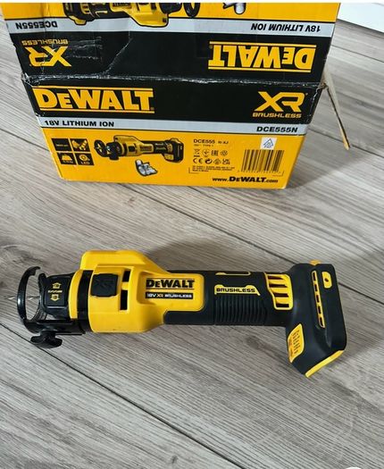 Dewalt dcf55n