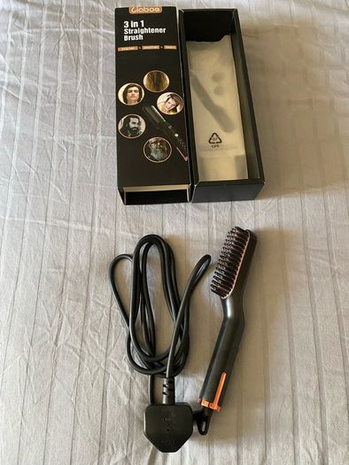 3 in 1 straightener brush, like new, barely used