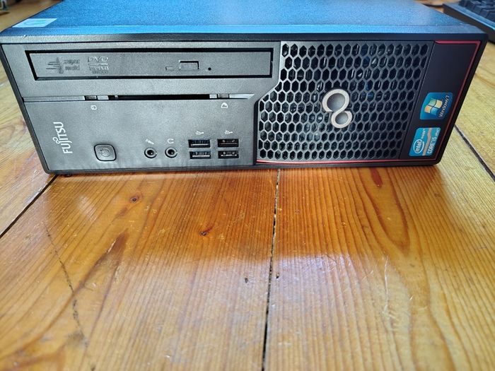 Fujitsu Esprimo C910 Desktop