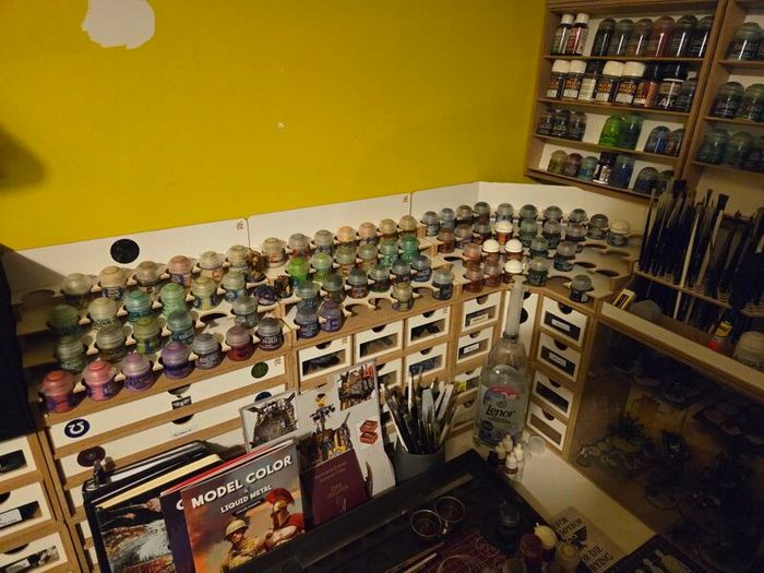 Warhammer hobbyzone paint racks