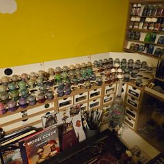 Warhammer hobbyzone paint racks