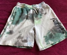 Pattern shorts age 10/11