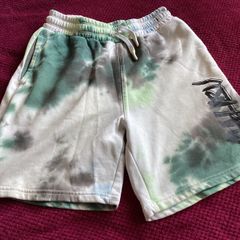 Pattern shorts age 10/11