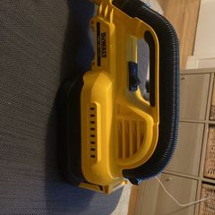 DeWalt hoover