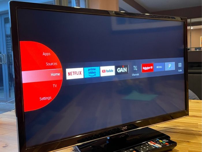 JVC 24' smart tv