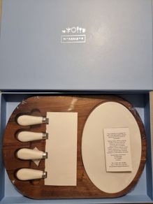 Newbridge Silverware Cheese board