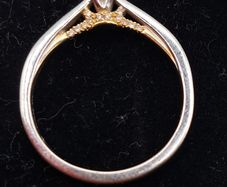 18 ct Diamond ring