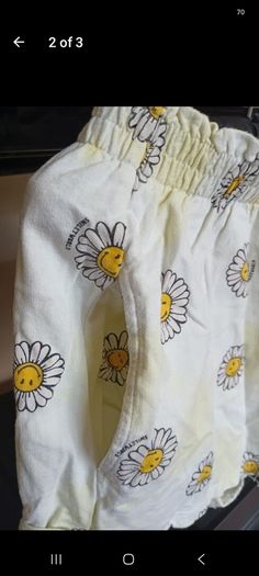 Girls Shorts 'age 11 to 12 & Age 13-14