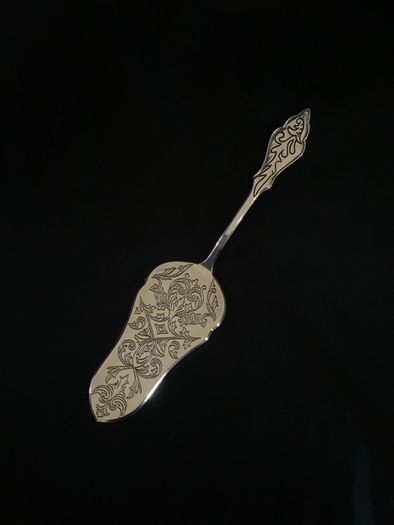 Art nouveau silver plated cake server