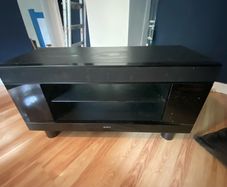 Sony RHT G500 tv stand and soundbar