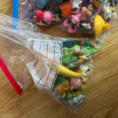 Mini figures assorted