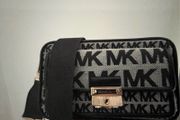 Michael Kors Bradshaw Camera Handbag