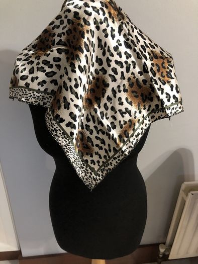 scarf